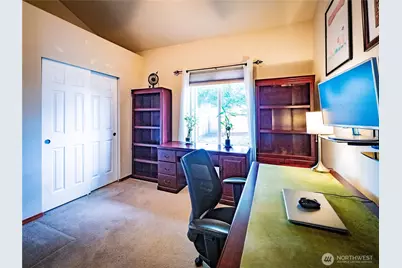 9121 Paradise View Street SE, Yelm, WA 98597 - Photo 7