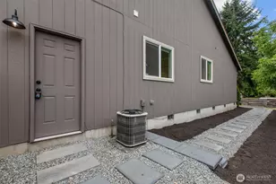 15106 14th Ave Ct E, Tacoma, WA 98445 - Photo 35