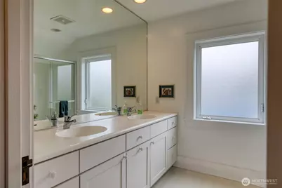 709 N "N" Street, Aberdeen, WA 98520 - Photo 33