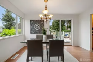 1011 Carol Way, Edmonds, WA 98020 - Photo 11