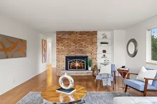 1011 Carol Way, Edmonds, WA 98020 - Photo 7