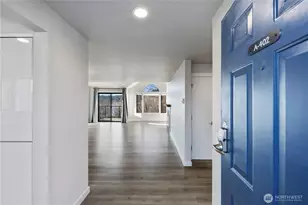 6121 NE 175th St, Kenmore, WA 98028 - Photo 3