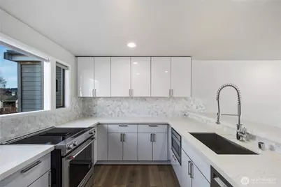 6121 NE 175th Street #A402, Kenmore, WA 98028 - Photo 9