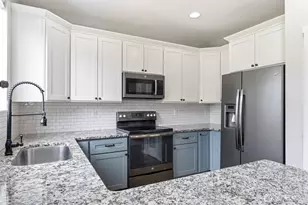 6974 Bailey St SE, Lacey, WA 98513 - Photo 13