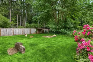 11727 Arrow Point Dr NE, Bainbridge Island, WA 98110 - Photo 23