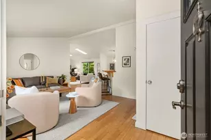 11727 Arrow Point Dr NE, Bainbridge Island, WA 98110 - Photo 5