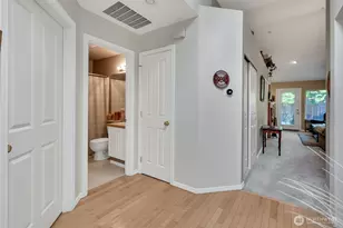 4304 S 220th Pl, Kent, WA 98032 - Photo 7