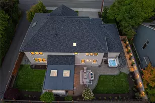 17655 86th Ave NE, Bothell, WA 98011 - Photo 3