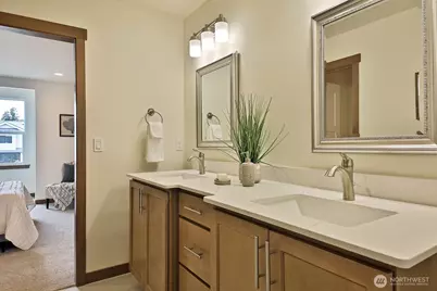 695 3rd Street #B, Langley, WA 98260 - Photo 17