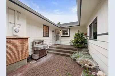 1119 Lake Vista Boulevard S, Spanaway, WA 98387 - Photo 3