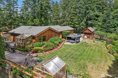 1834 Lake Drive, Camano Island, WA 98282 - Photo 33