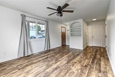 1024 85th Drive NE, Lake Stevens, WA 98258 - Photo 3