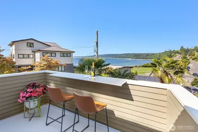 9835 Triton Drive NW, Seattle, WA 98117 - Photo 29