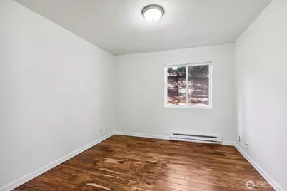 10410 NE 32nd Place #D103, Bellevue, WA 98004 - Photo 3