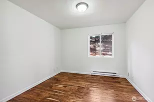 10410 NE 32nd Pl, Bellevue, WA 98004 - Photo 3