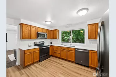 19419 SE 286th Street, Kent, WA 98042 - Photo 13