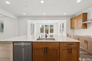 13912 181 St E, Puyallup, WA 98374 - Photo 17