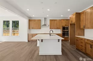 13912 181 St E, Puyallup, WA 98374 - Photo 11