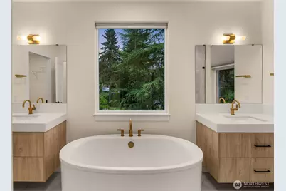 8409 NE 137th Street, Kirkland, WA 98034 - Photo 23