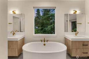 8409 NE 137th St, Kirkland, WA 98034 - Photo 23