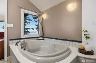 24 Shorewood Dr, Bellingham, WA 98225 - Photo 25
