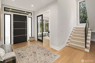 410 98th Ave NE, Bellevue, WA 98004 - Photo 3