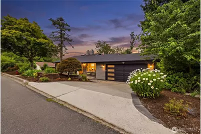 4548 144th Avenue SE, Bellevue, WA 98006 - Photo 1