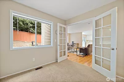 1819 221st Place NE, Sammamish, WA 98074 - Photo 15