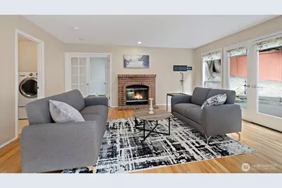 1819 221st Place NE, Sammamish, WA 98074 - Photo 9