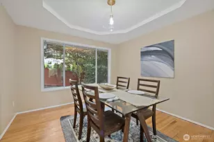 1819 221st Pl NE, Sammamish, WA 98074 - Photo 7