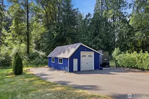 20425 Little Bear Creek Rd, Woodinville, WA 98072 - Photo 37