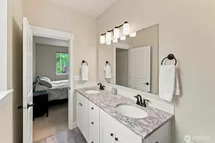 71 E Connemara Way, Shelton, WA 98584 - Photo 17