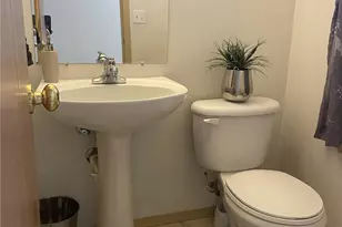 11712 10th Ave E, Tacoma, WA 98445 - Photo 7