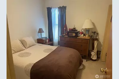 11712 10th Avenue E, Tacoma, WA 98445 - Photo 15