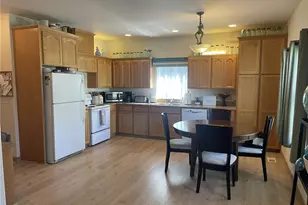 11712 10th Ave E, Tacoma, WA 98445 - Photo 5