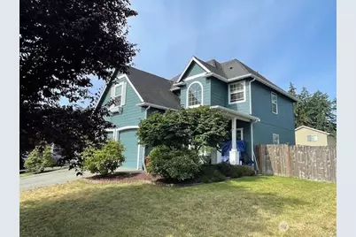 11712 10th Avenue E, Tacoma, WA 98445 - Photo 1