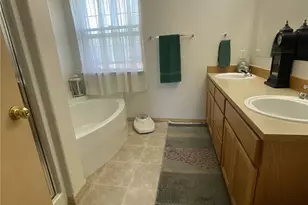 11712 10th Ave E, Tacoma, WA 98445 - Photo 11