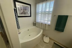 11712 10th Ave E, Tacoma, WA 98445 - Photo 13