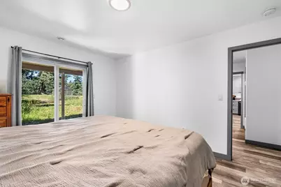 12936 Hubbard Street SE, Rainier, WA 98576 - Photo 13