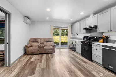 12936 Hubbard Street SE, Rainier, WA 98576 - Photo 7