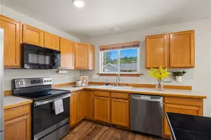 402 Factory St SE, Orting, WA 98360 - Photo 9