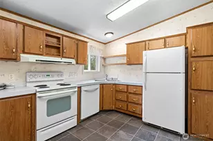 109 Tillie Rd, Onalaska, WA 98570 - Photo 13