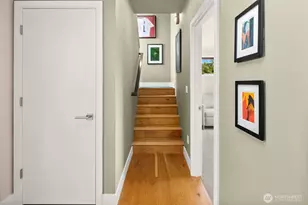 1616 Taylor Ave N, Seattle, WA 98109 - Photo 23