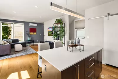 1616 Taylor Avenue N, Seattle, WA 98109 - Photo 11