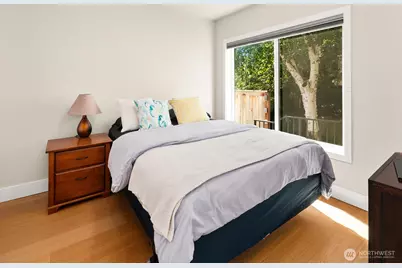 1616 Taylor Avenue N, Seattle, WA 98109 - Photo 21