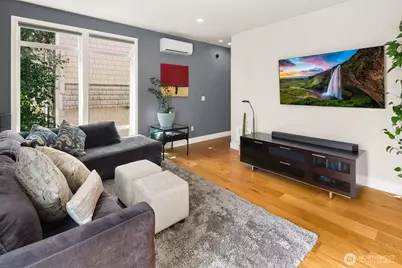 1616 Taylor Avenue N, Seattle, WA 98109 - Photo 7