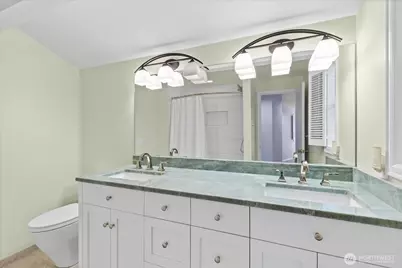 809 Spruce Place, Edmonds, WA 98020 - Photo 21