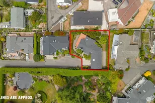 809 Spruce Pl, Edmonds, WA 98020 - Photo 37