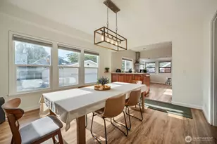715 W Wheeler St, Seattle, WA 98119 - Photo 9