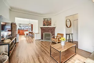 715 W Wheeler St, Seattle, WA 98119 - Photo 7